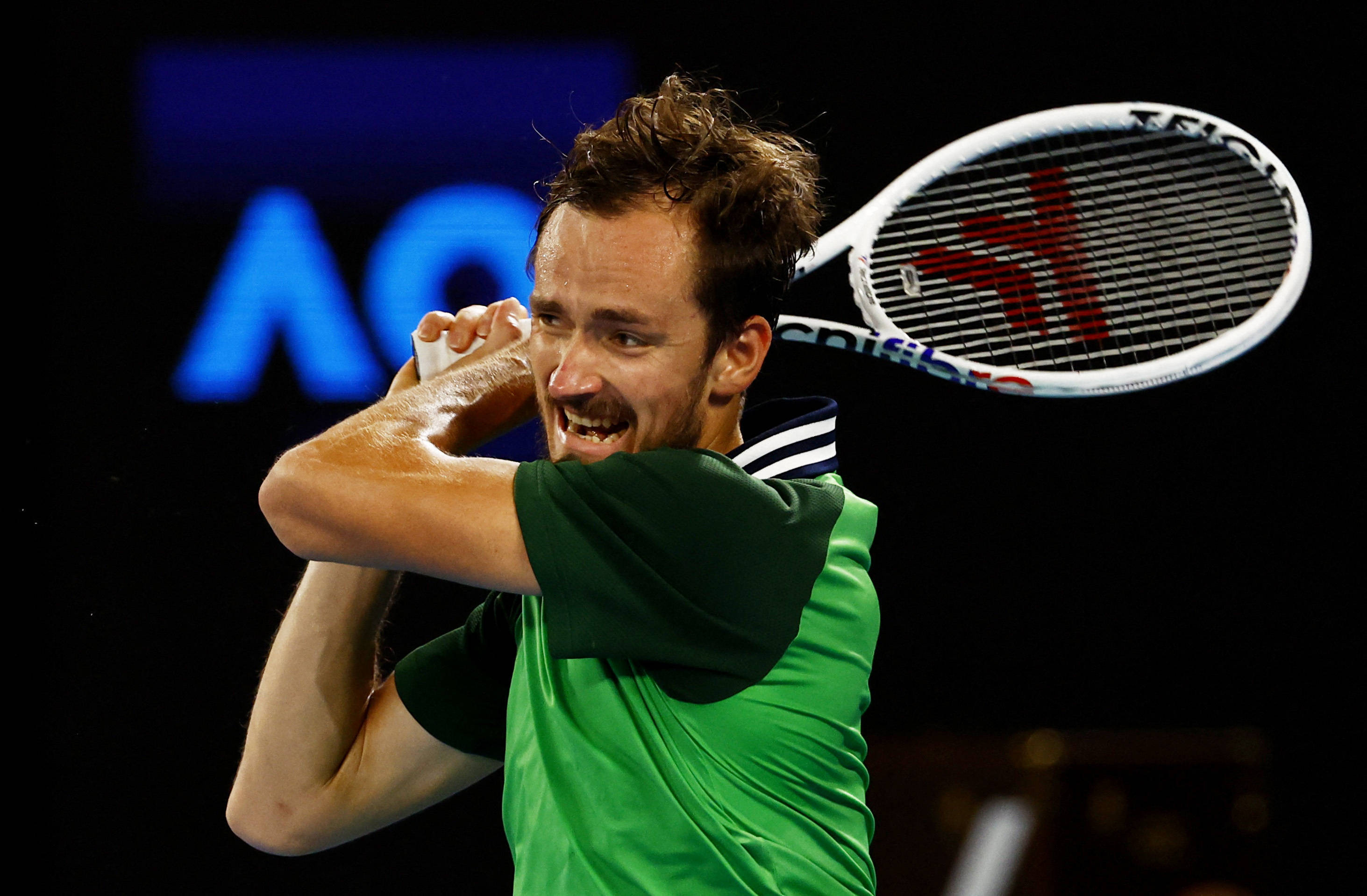 网球——澳网:辛纳夺得男单冠军_新华社_梅德韦杰夫_比赛