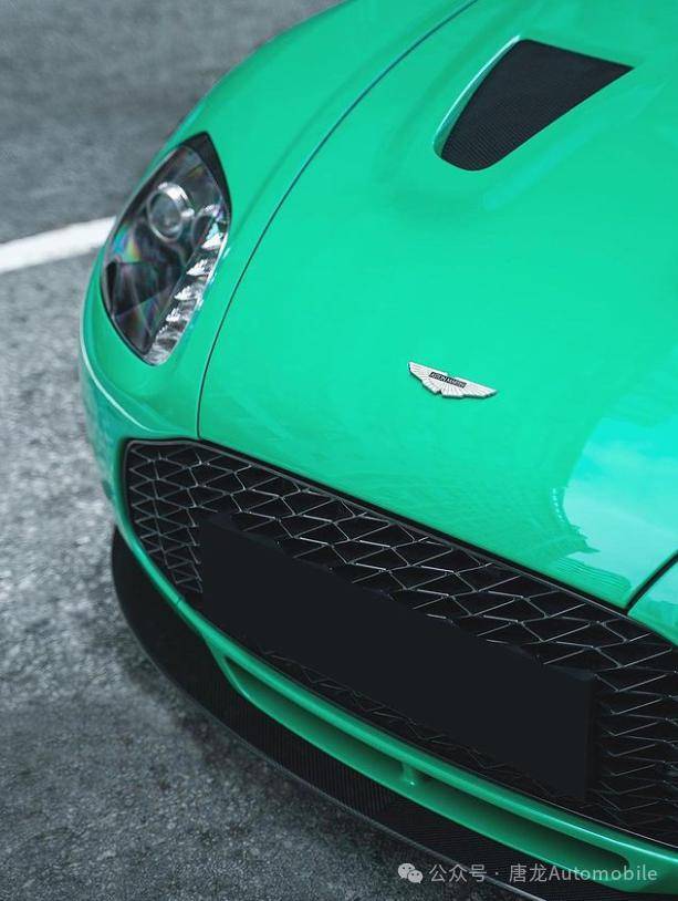 【英伦绿】阿斯顿马丁 v12 zagato 在众多跑车中脱颖而出!