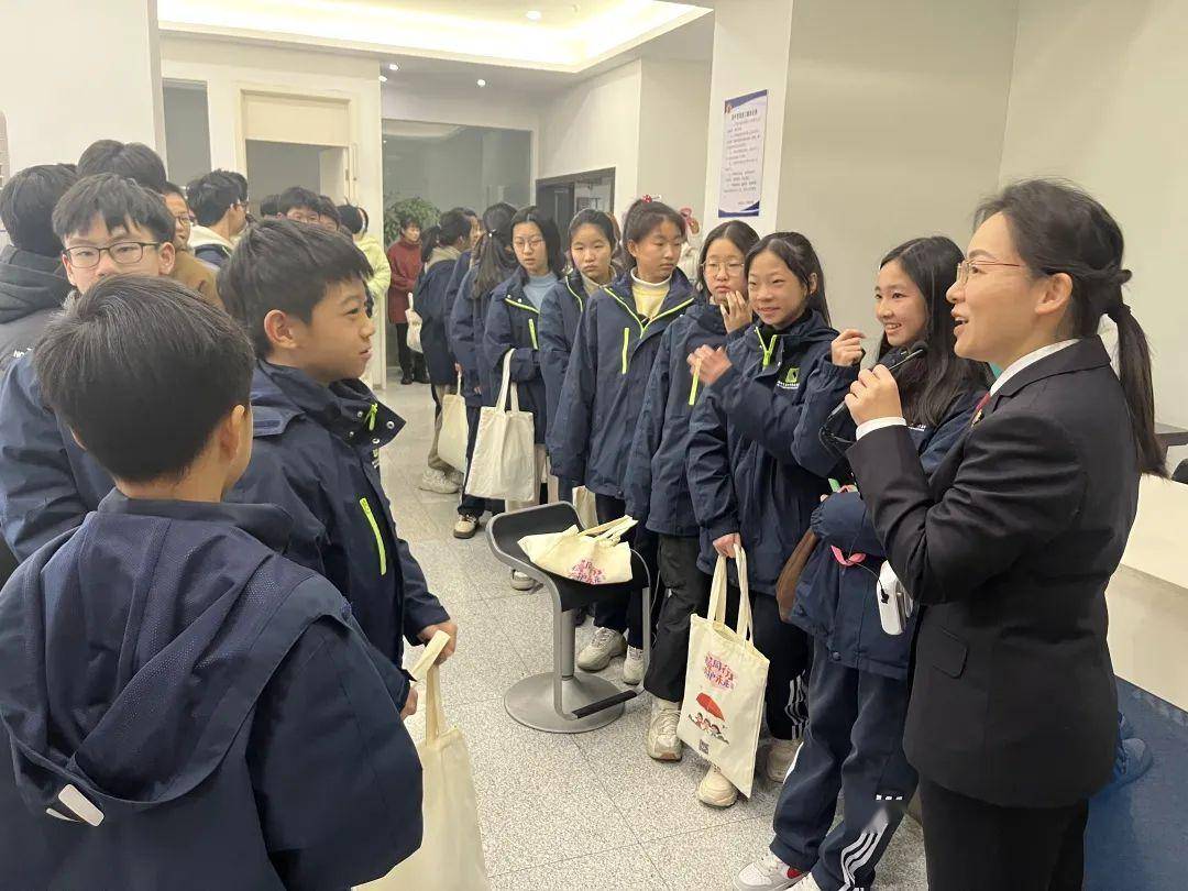精彩体验,"职"面未来——初中生职业体验活动_温岭市_工作_中马