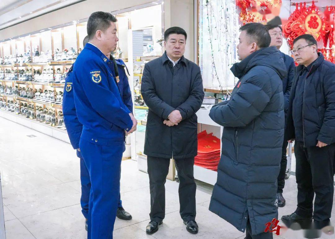 鲁长友首先来到鸡西市高金食品有限公司,中石油鸡西分公司鸡西油库和