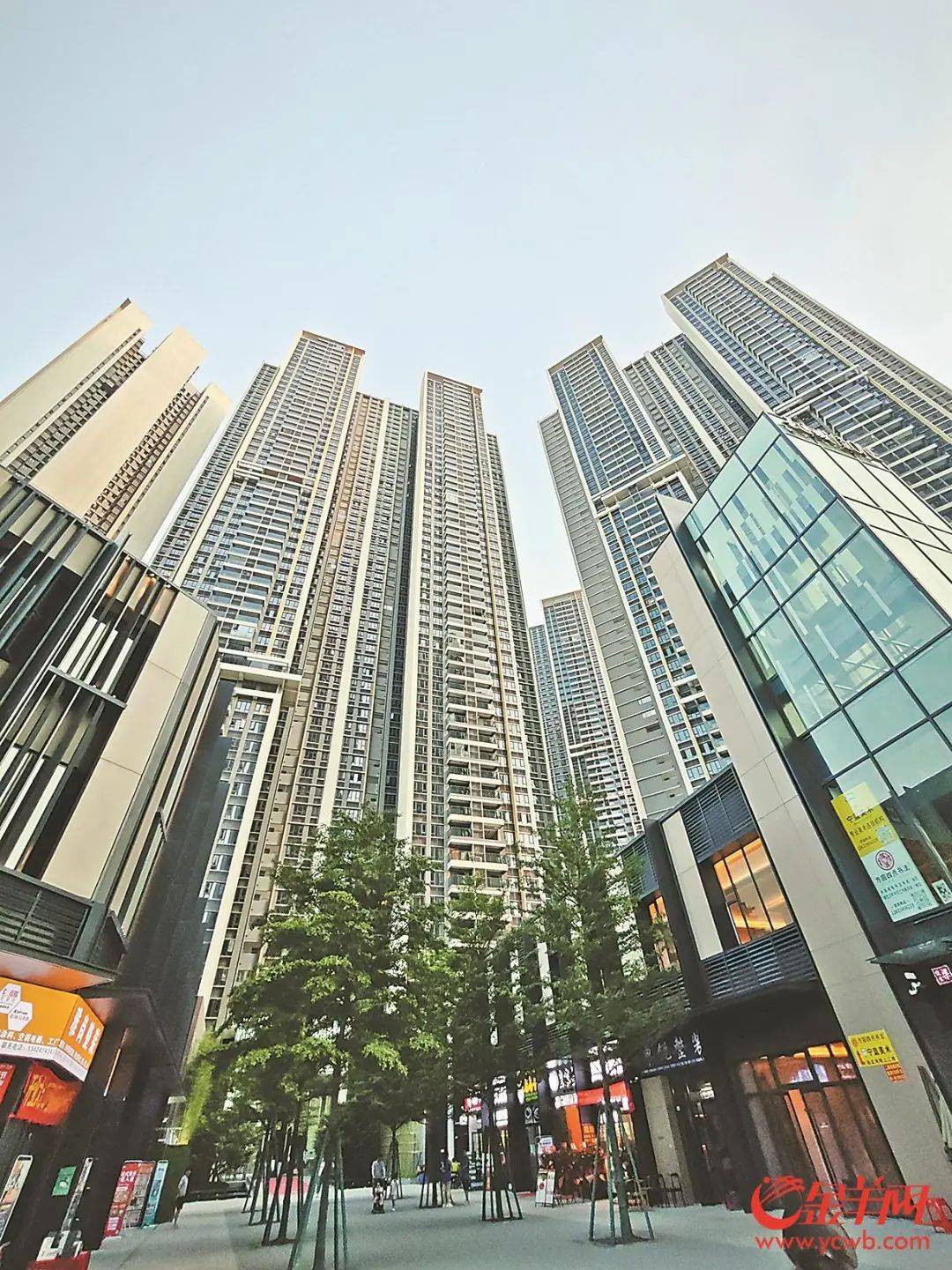 新政后广州二手房业主涨价百万元?业内:降价成交才是主流_放盘_楼市_对市场