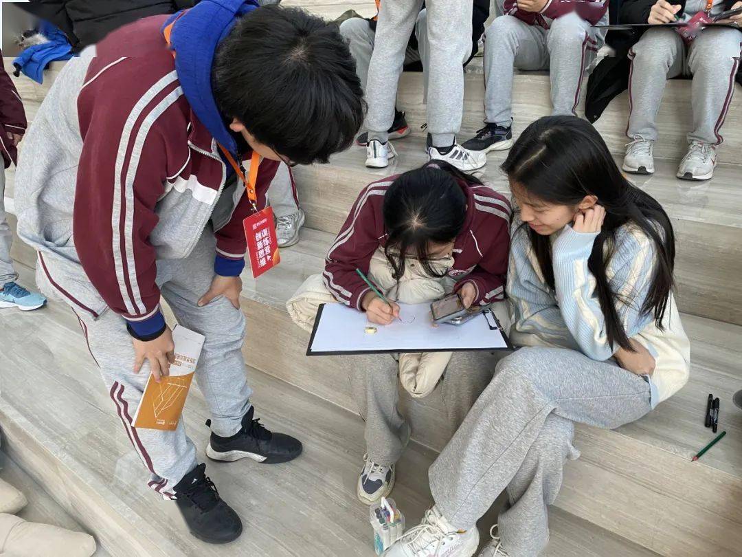 北京中学高中部·走进名企之走进凤凰中心_的设计_建筑_演播厅