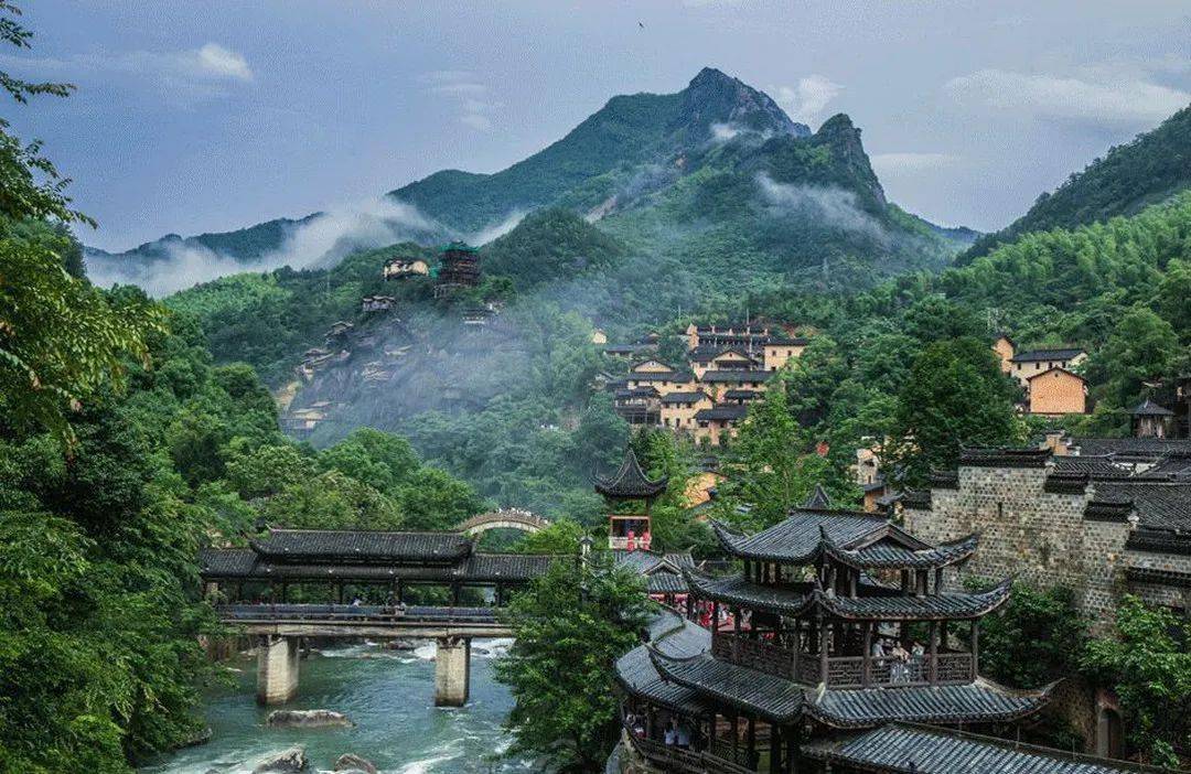 01 望仙谷——隐于山谷间的望仙谷,犹如"世外桃源"般秀美静谧水绕村