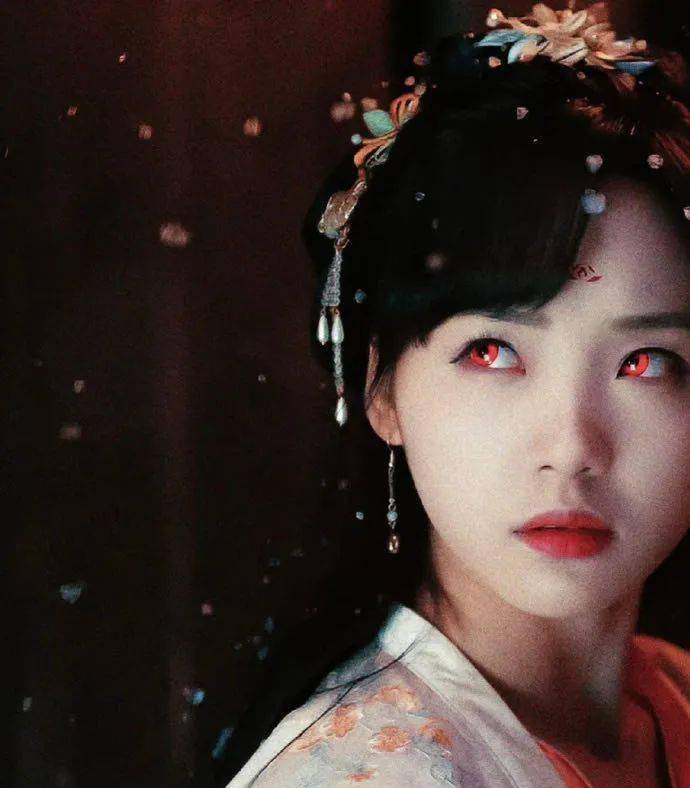 吕小雨:在"小城"里,演"大段"人生_曲文文_威廉_角色