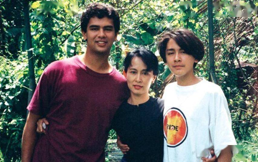 被扣押三年后,缅甸原国务资政昂山素季表示"精神依然