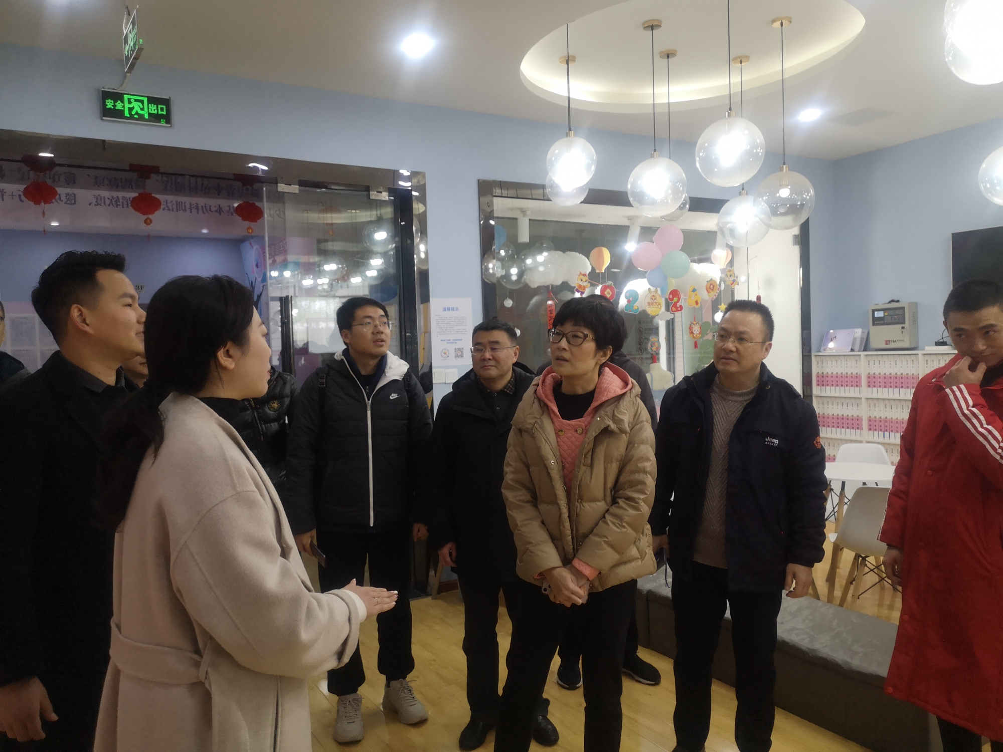 市退役军人事务局党组书记,局长李杨俊率市双拥办一行来到新津,走访