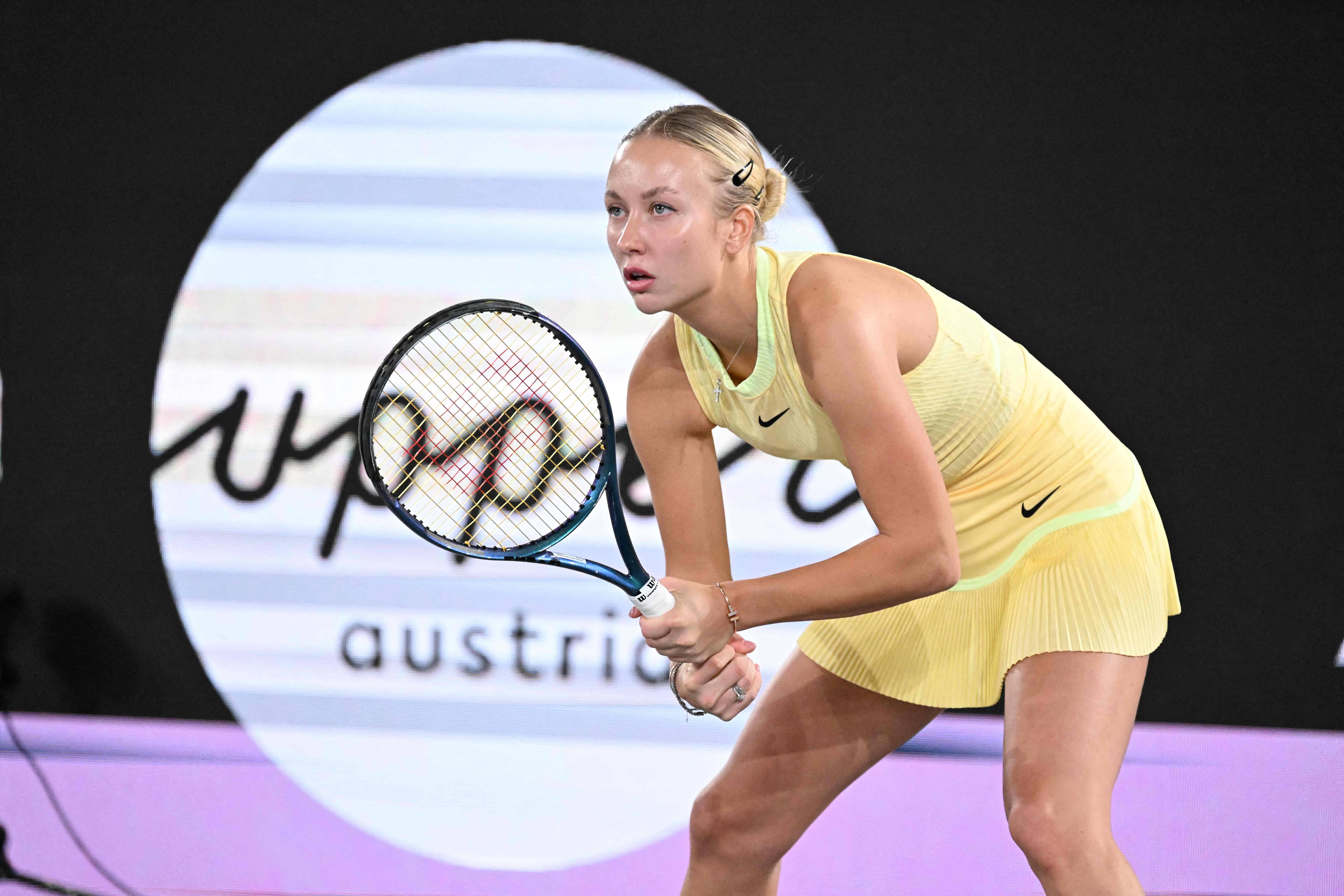 网球——林茨女子公开赛:波塔波娃晋级_新华社_西亚_比赛