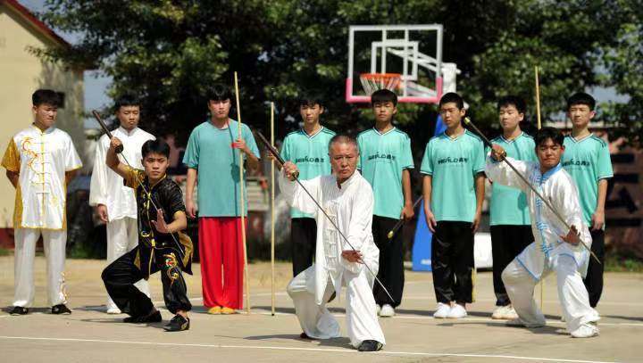 兩代老師接力,河北滄州這個農村小學傳承武術五十餘年