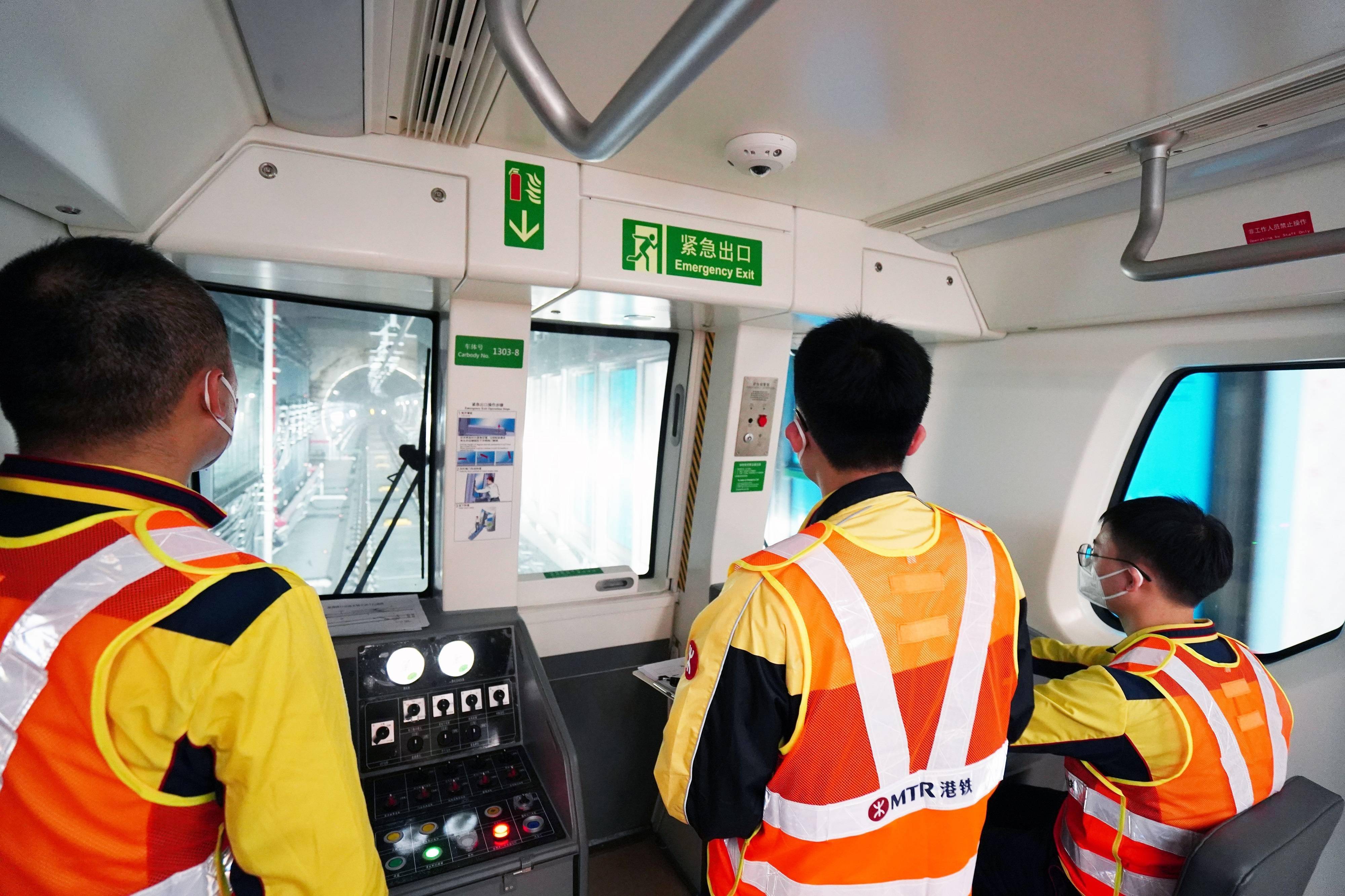 深圳地鐵13號線深深段熱滑試驗完成_運行_列車_進行