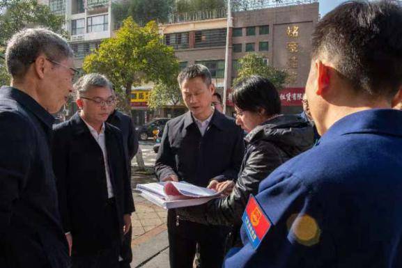 省安委会第八综合督查组赴宜春市,上午,督查组听取了宜丰县政府安全