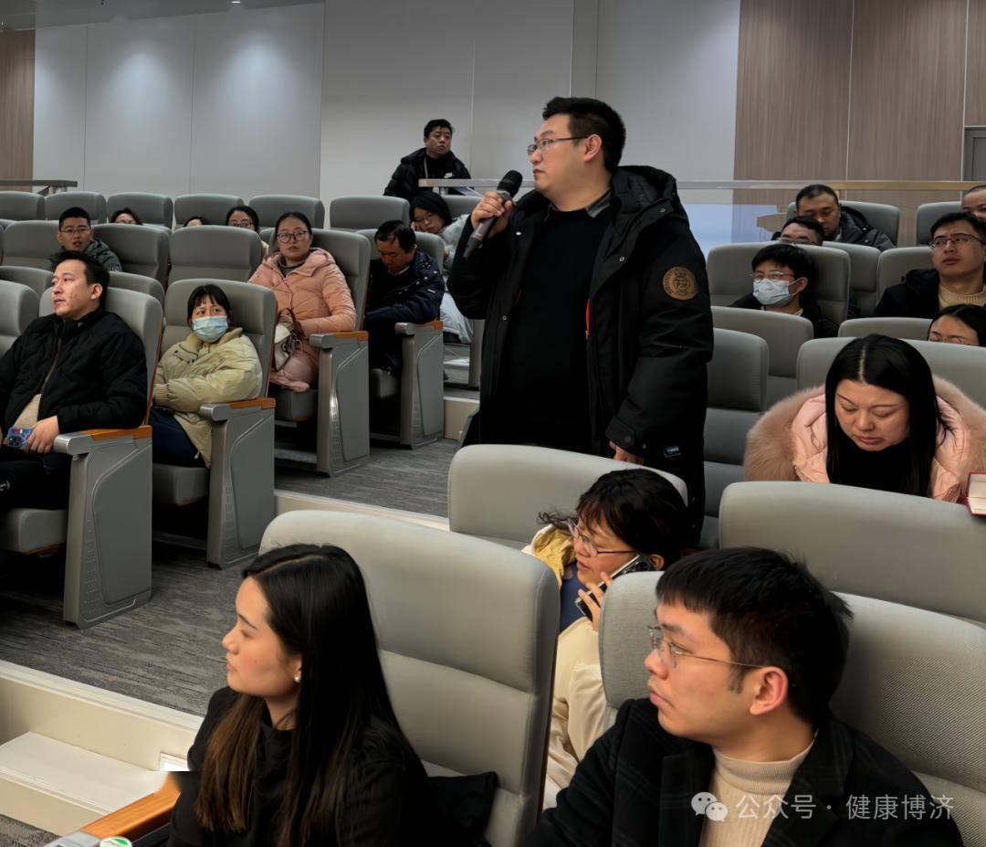 医院召开2023年进修返院人员座谈会_手机搜狐网