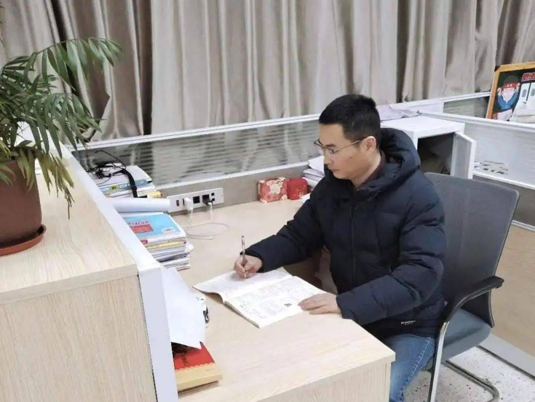 杏坛风采 61 年度好教师 | 江苏省邗江中学:倪富春_教育_教学_工作