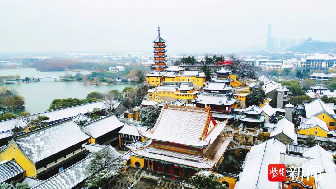 【视频】当金山邂逅春雪_万凌云_镇江_景区