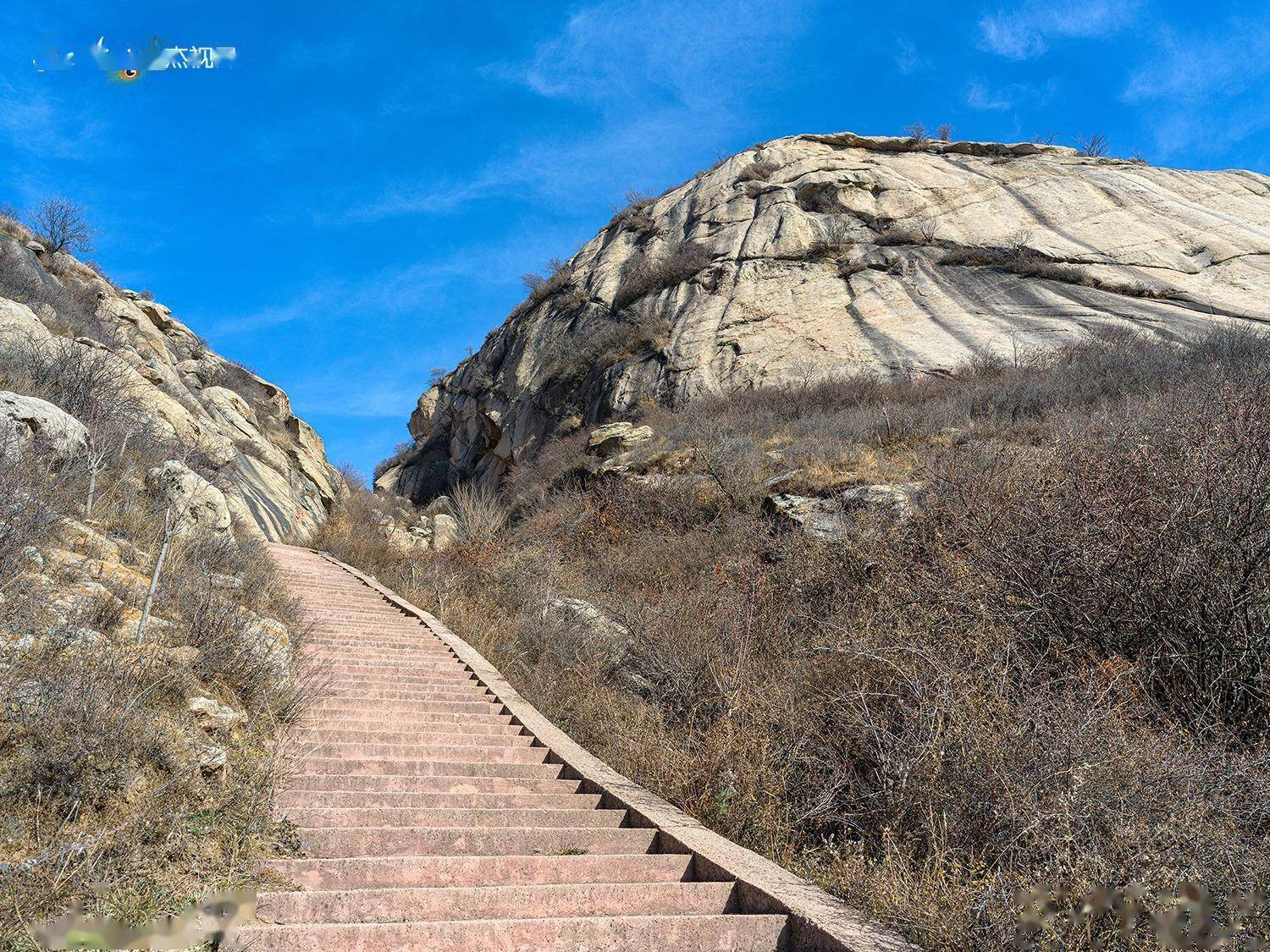 被称为"龙脉之眼"的悬钟山谜团重重 探秘神秘石山 聊历史故事_太原