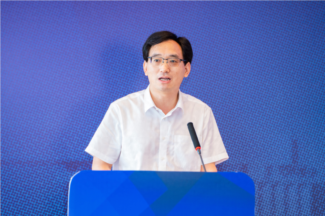 编辑委员会总编辑职务的为刘璋飚,2022年9月22日经深圳市人民政府研究