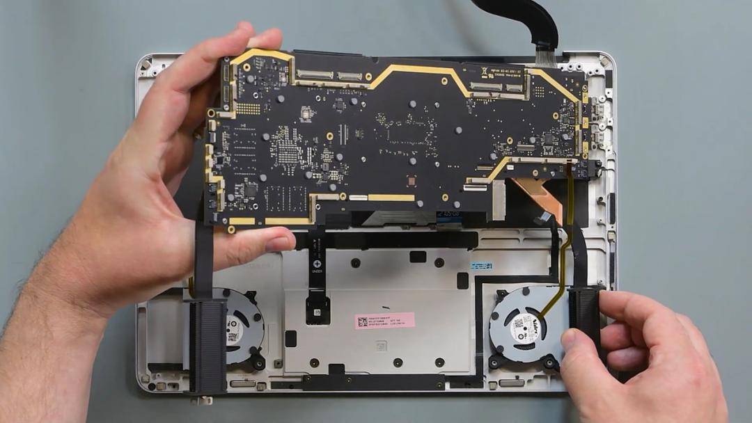 内含红包封面 | 拆红包之前,先拆一台 surface laptop