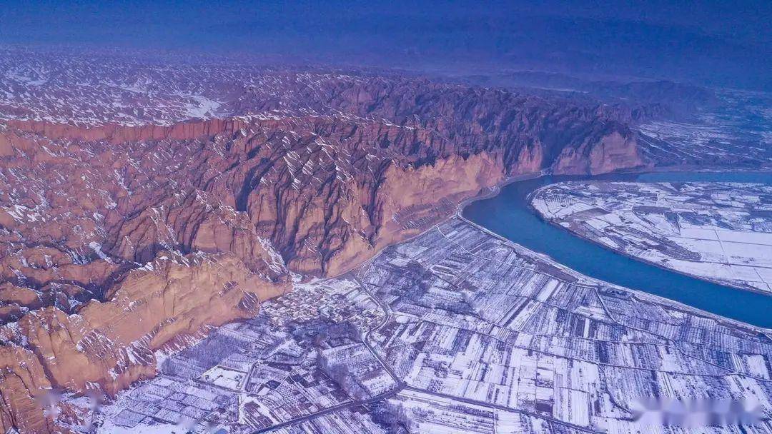 【白银文旅】甘肃景泰龙湾黄河石林银装素裹分外妖娆_国家_马君_太阳
