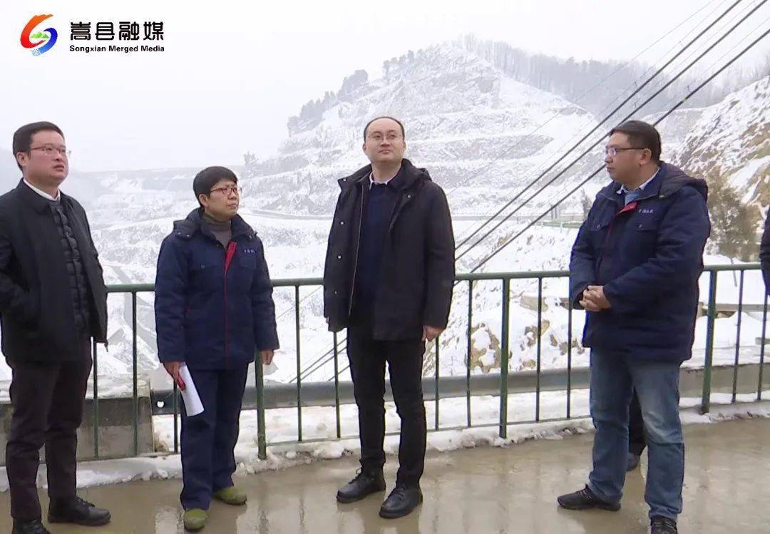 任庆鹏检查矿山安全和节日物资保障等工作