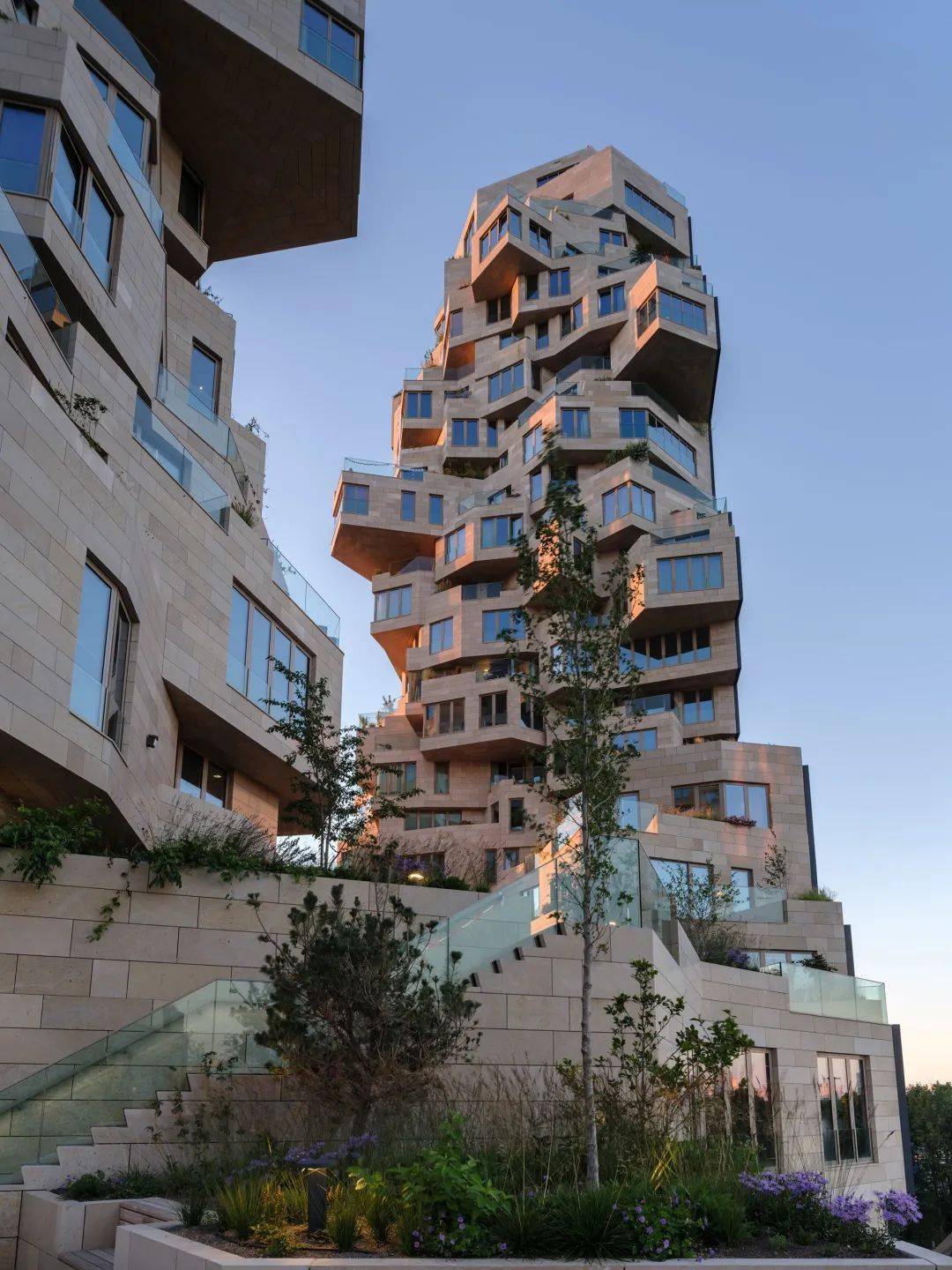 光怪陆离的阿姆斯特丹山谷森林建筑-valley / mvrdv_石材_公寓_植物