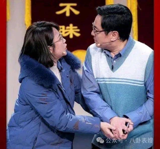 贾玲的小品,也是十分经典的,她和张小斐此前在春晚上的表演也给大家
