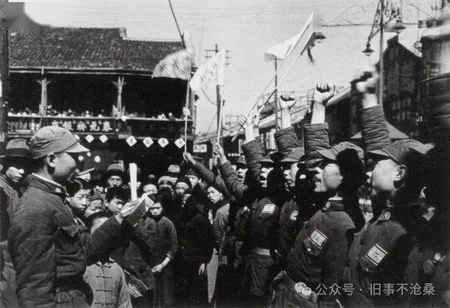 旧事照片:1938年武汉保卫战中的人们_罗伯特_汉口_中国