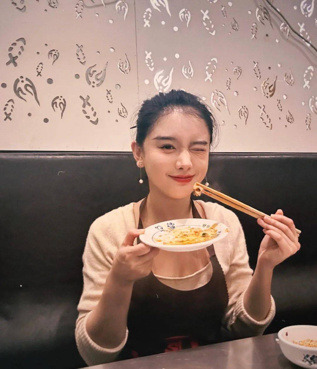 她结婚啦!_肖博_生活_夫妻俩