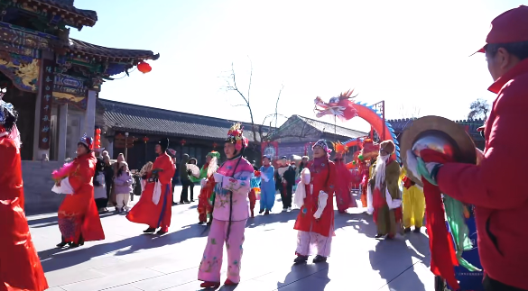 逛杨柳青古镇 赏国潮灯展 美好祝福已送龘(dá)_游客_花灯_民俗