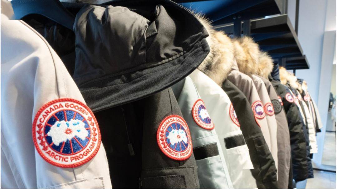 注意!卑诗男子称加拿大鹅外套在健身房被盗 因为这不_