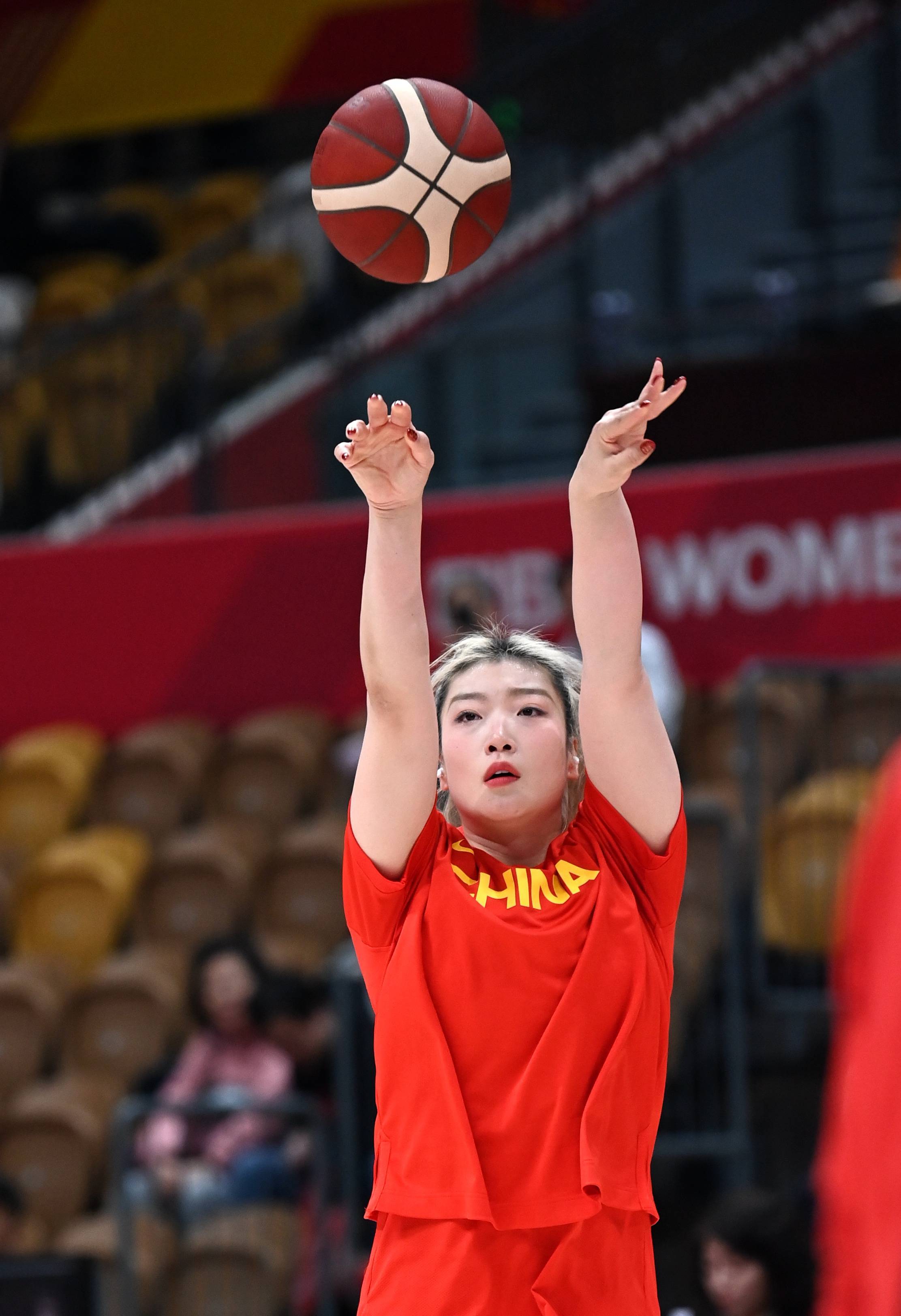 篮球——2024国际篮联奥运女篮资格赛:中国队对阵法国队