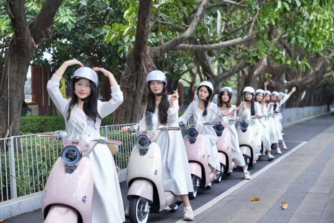 博罗雅迪恭祝全县人民心想事成,身体健康,家庭幸福,万事如意!