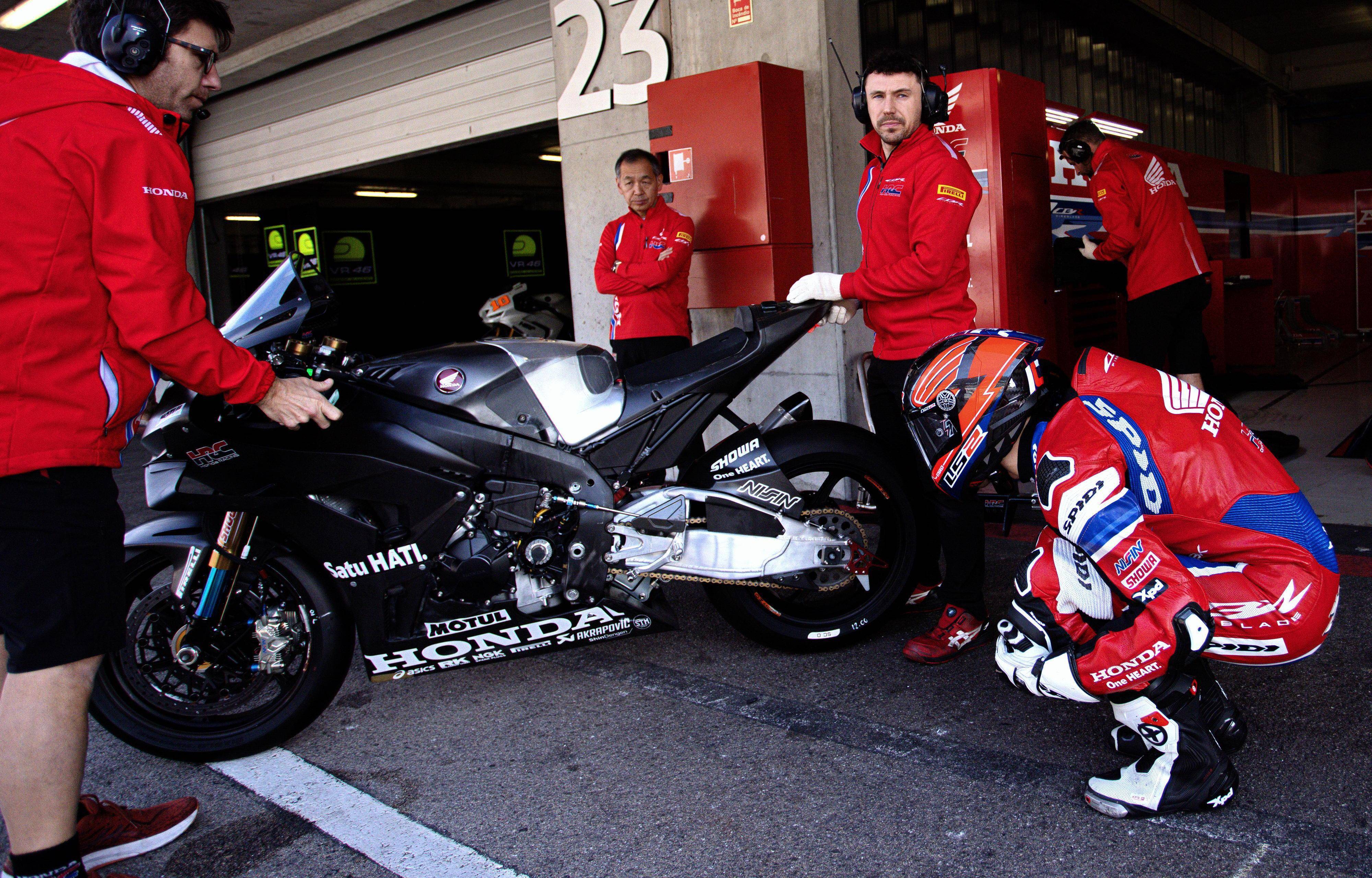 worldsbk 2024:honda cbr1000rr-r sp 工厂赛车_搜狐