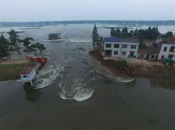 养殖池塘修建标准!如何修整才能在暴雨季固若?