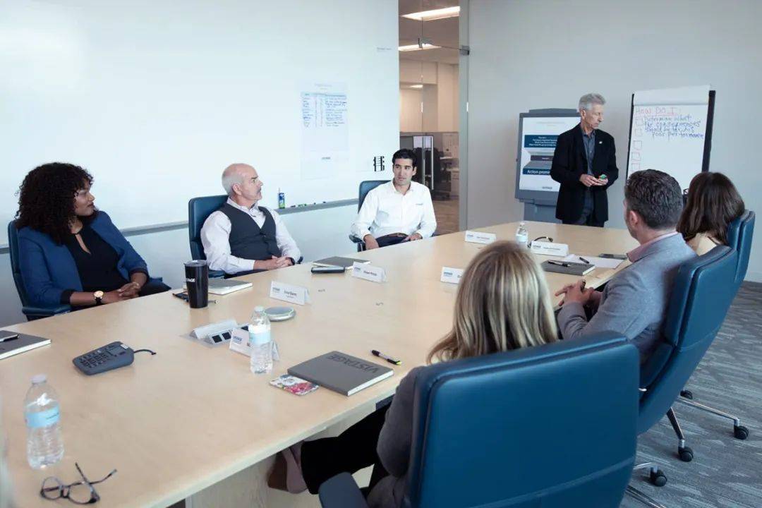 年收入千万才能进的"富人俱乐部",可能是大富人坑小