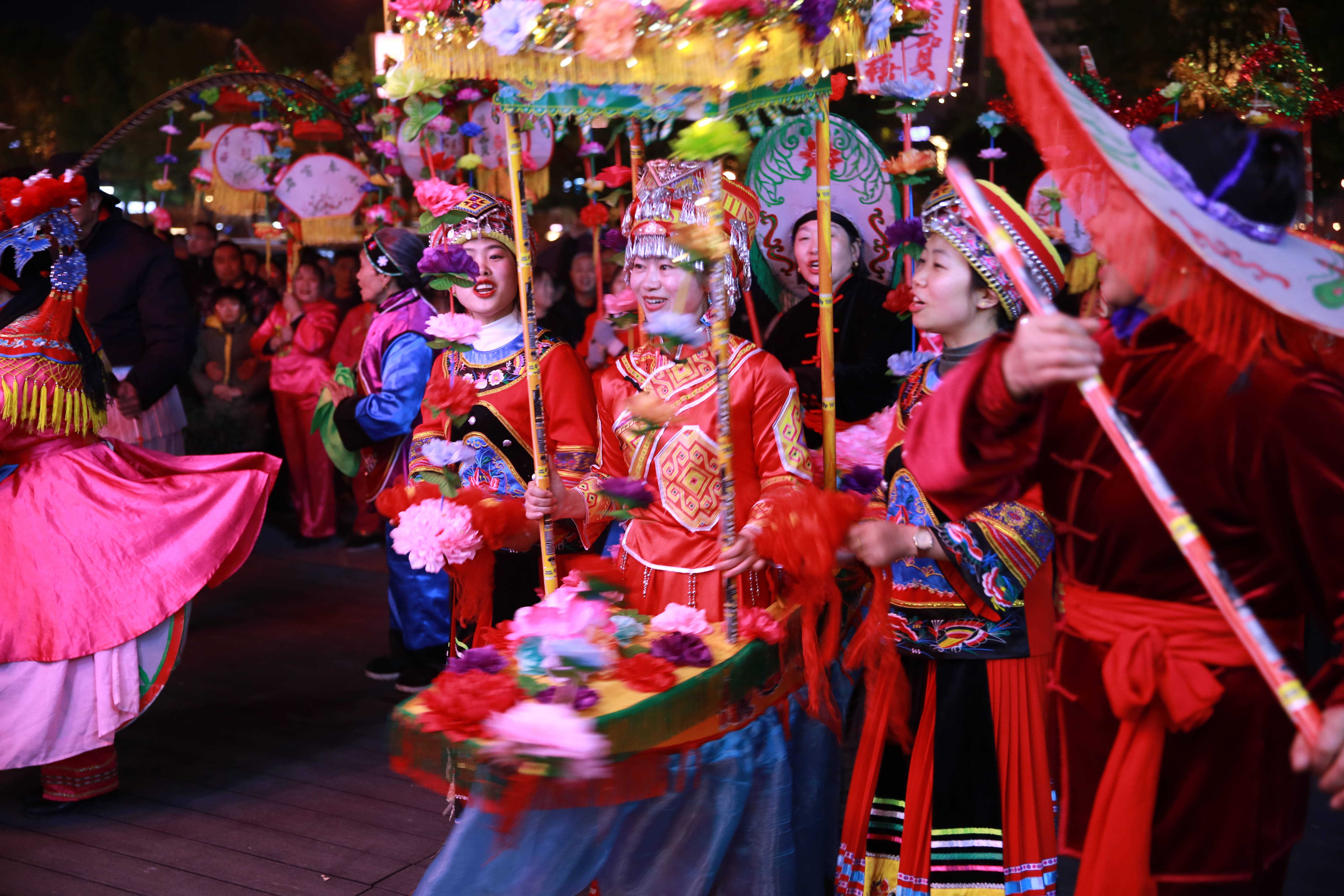 龙川的春节特色风俗图片