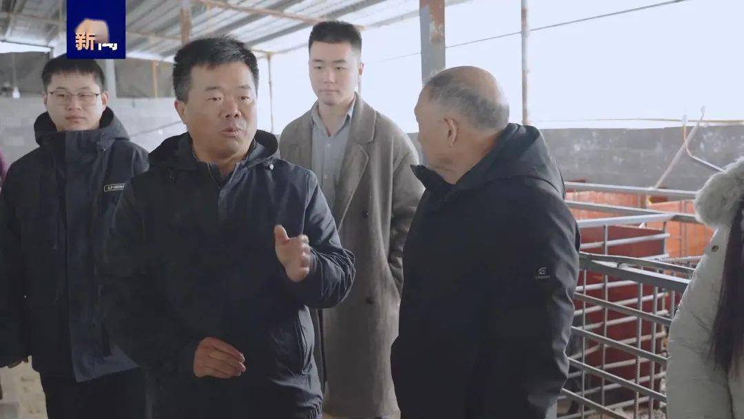 从中国邮政出来,张宗强又赶着去请他的第