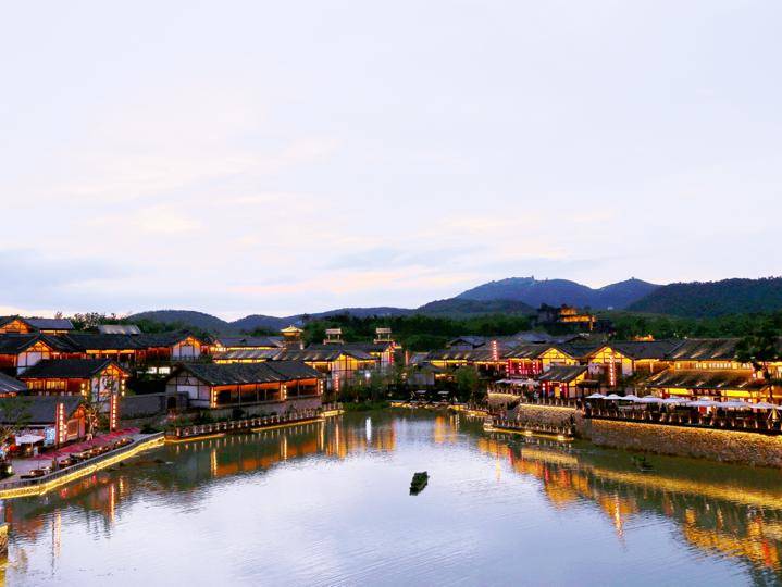 《江南韵》,伴随着吴侬软语的婉转歌声,国家级非遗代表性项目苏州评弹