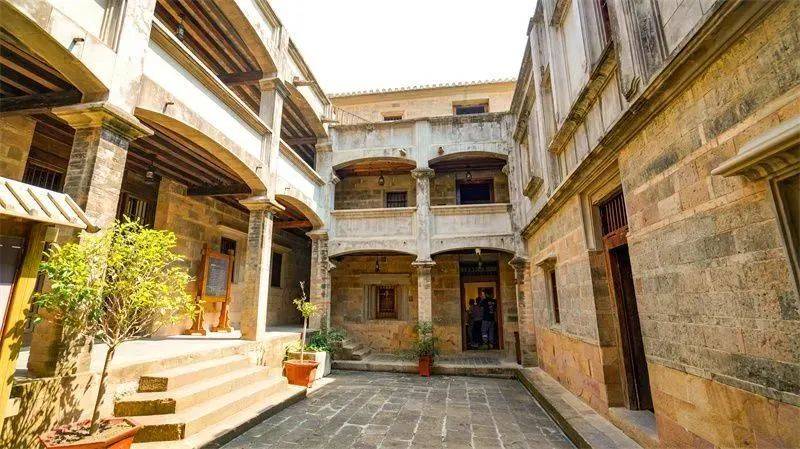 迤萨小黄牛干巴是红河县迤萨镇的特产.