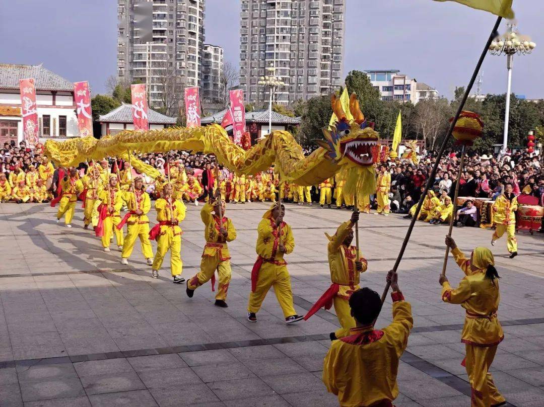 昨天,嘉魚二喬公園人山人海,超級熱鬧._活動_舞龍隊