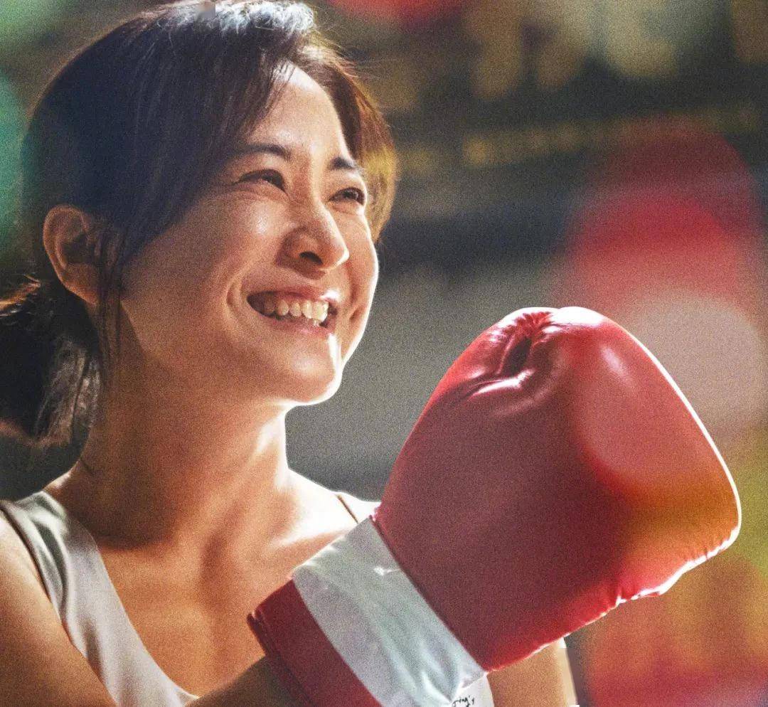 我很认真地跟她说:女生也可以当超级英雄!