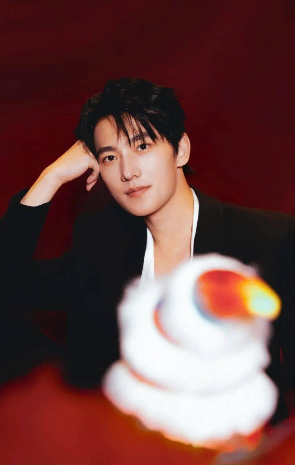 杨洋拉踩白敬亭翻身?范丞丞截胡王一博?_网友_资源