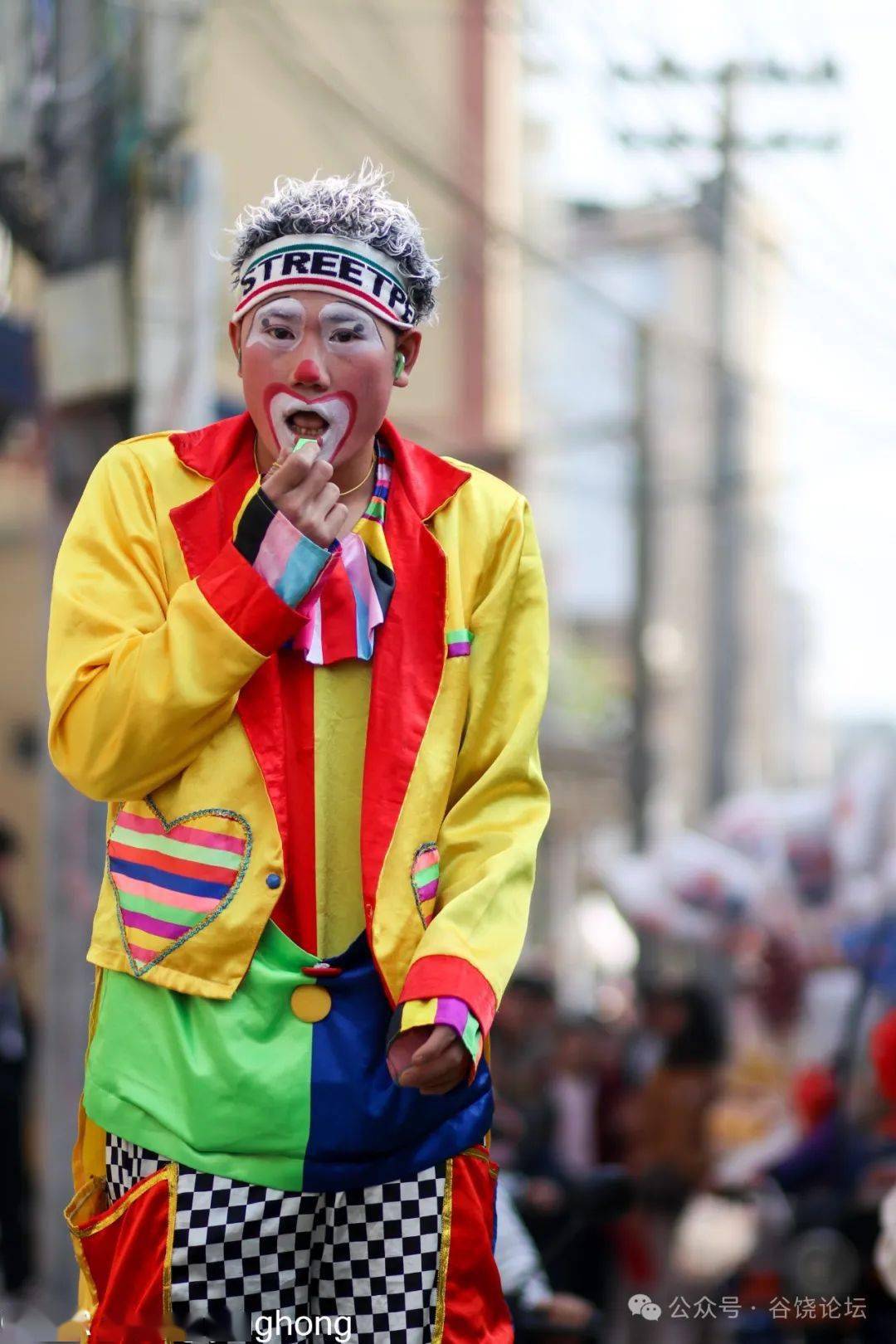 昨日谷饶这里人山人海, 你去凑热闹了吗._老爷_大坑