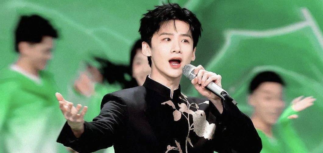 记得白敬亭,魏大勋和魏晨那春晚舞台《上春山》吗?