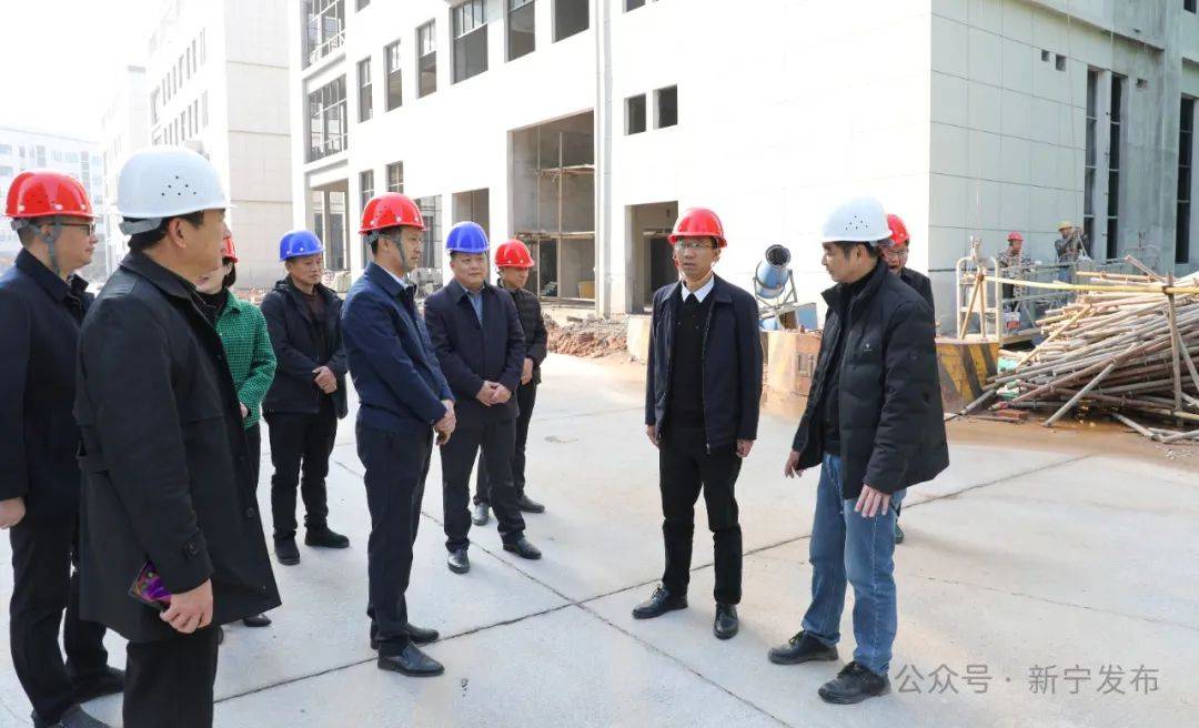2月17日,县委副书记,县长彭洪兵调研产业开发区企业,农业企业和教育