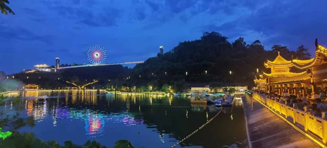 日均062xx嘆足6餐自助餐,豪住雙五星暢