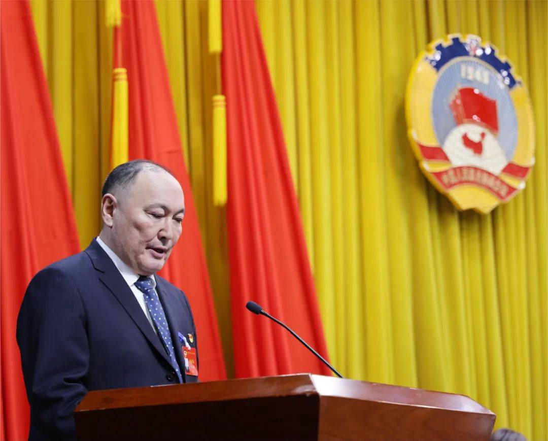 政协石河子市第十一届委员会第三次会议开幕_师市_发展_市政协