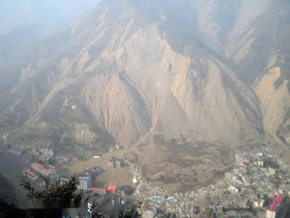 大型滑坡灾害的识别,预警及应急治理,162页ppt可下载!_chen_用户_全文