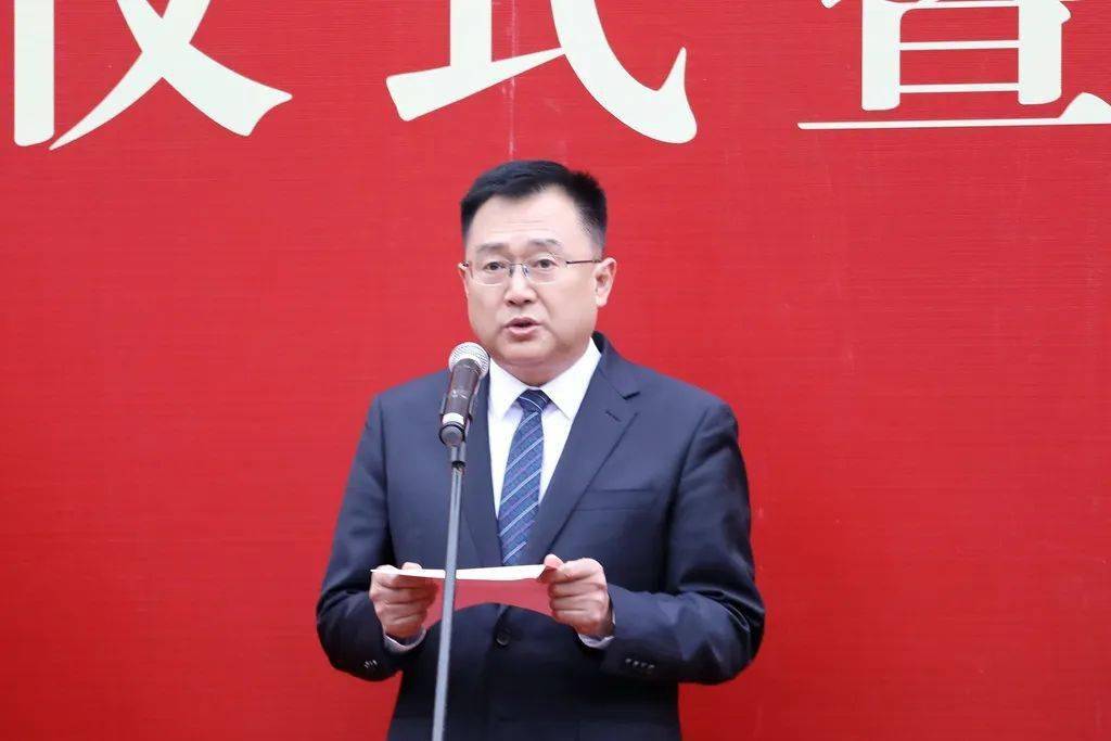 中国一冶举办2024年新春升旗仪式暨拔河比赛_公司_发展_观众