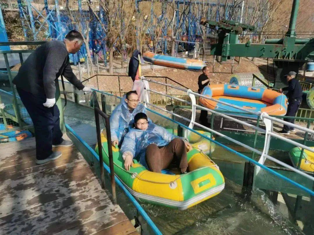 余有年年马套将军山景区春节期间灵岩寺景区宾客如云,新春祈福会,禅境