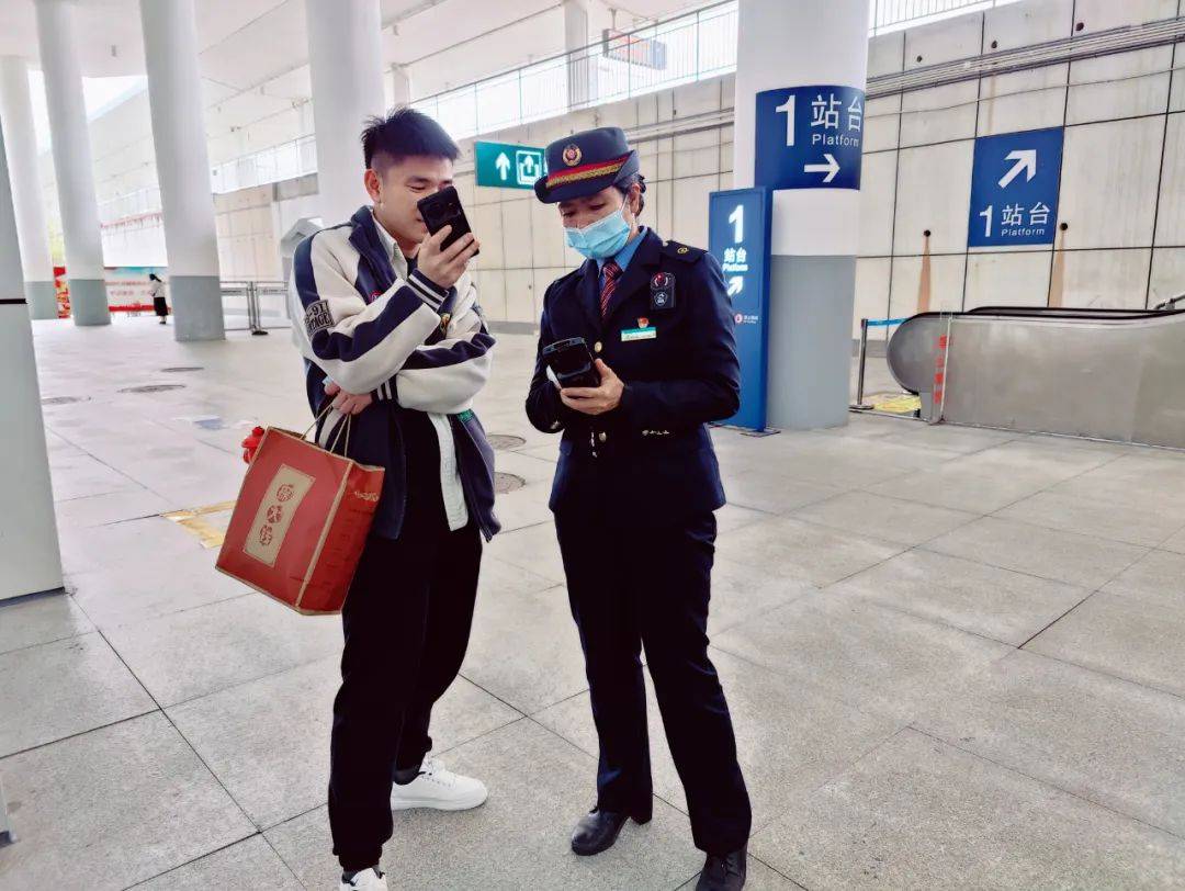 是今天的你吗?_市民_行政服务中心_工作日