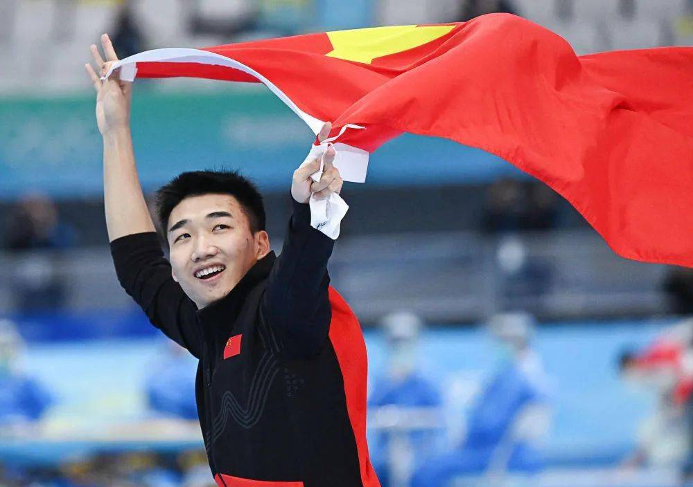 2022年2月12日,高亭宇在北京2022年冬奥会速度滑冰男子500米决赛后
